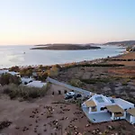 Villa Vinka 2bd Luxury By The Sea! Santa Maria (Paros)