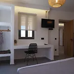 Vinka 2bd Luxury By The Sea! * Santa Maria (Paros)