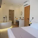Villa Vinka 2bd Luxury By The Sea!