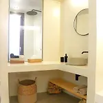 Vinka 2bd Luxury By The Sea! * Santa Maria (Paros)