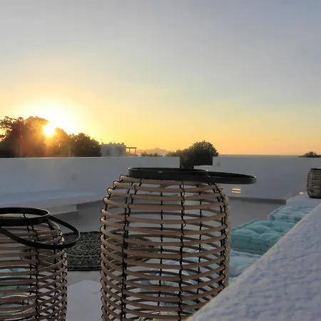 Seethesea Brand New Luxury For 4 Guests By The Sea! Villa Santa Maria (Paros)